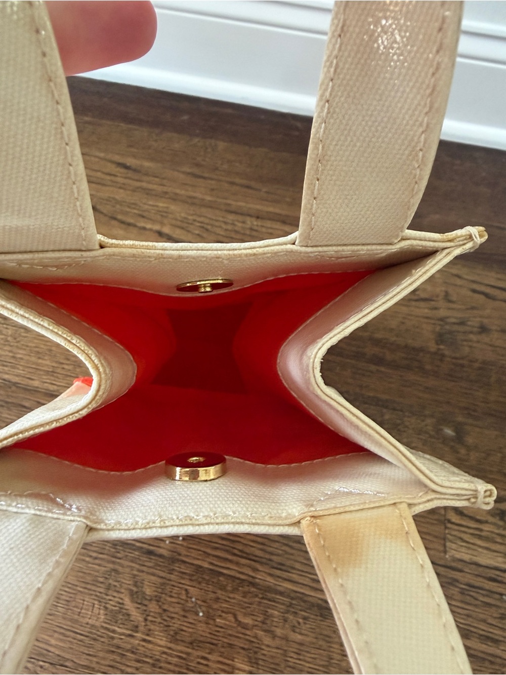 Tory Burch Two-Tone Cream and Orange Slim wine Tote with gold accents - Picture 5 of 7